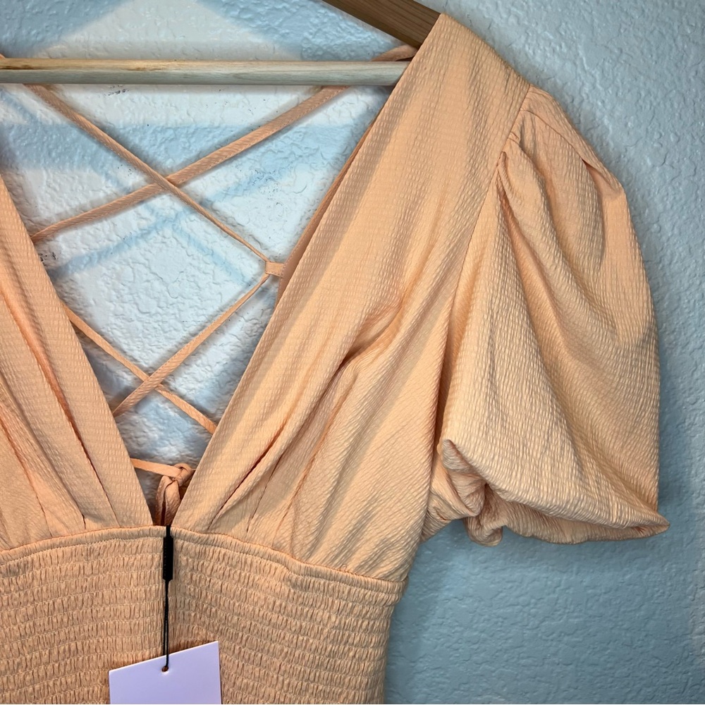 NWT Hello Molly LA Devotee Mini Dress Puff Sleeve Open Back in Peach size S - Picture 7 of 11